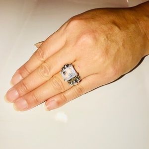 LAGOS Signature Caviar Gemstone Glacier Ring